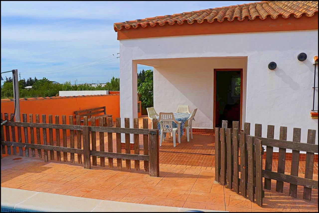 Chalet Rustico Roche كونيل ذي لا فرونتيرا المظهر الخارجي الصورة