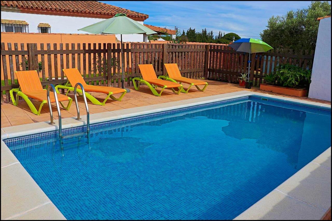 Chalet Rustico Roche كونيل ذي لا فرونتيرا المظهر الخارجي الصورة