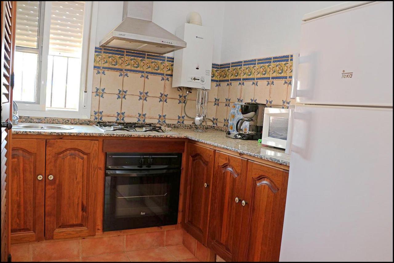 Chalet Rustico Roche كونيل ذي لا فرونتيرا المظهر الخارجي الصورة